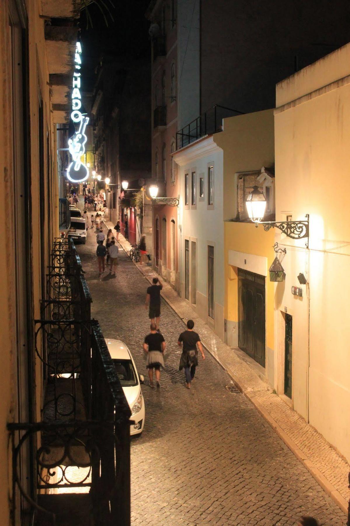 G&B - Hostel And Wines Lissabon Buitenkant foto